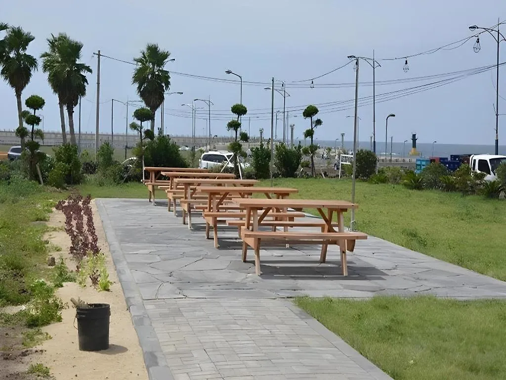 Swansea Resort Jeju 2*,